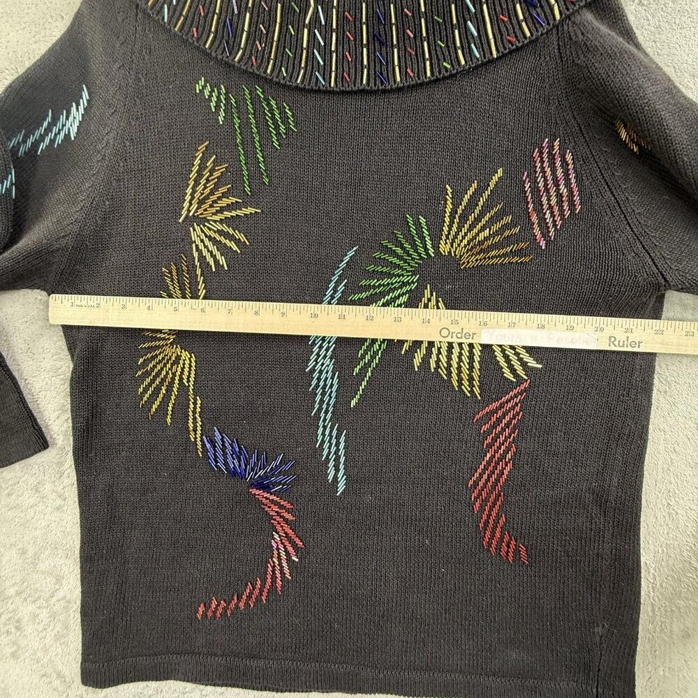 Chelsea Way Sweater Women Medium Black Embroidered Cowl Neck Pullover Tribal Art - Picture 4 of 12